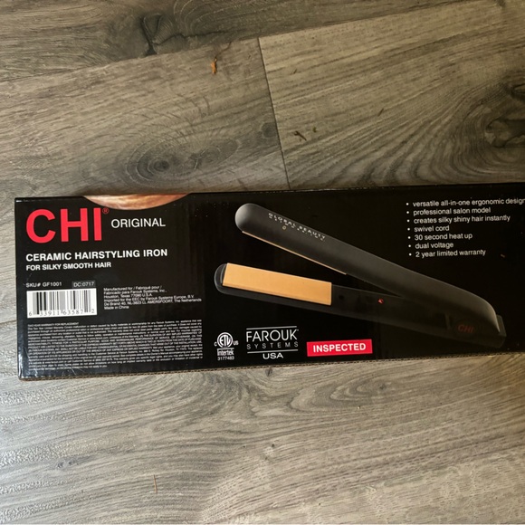 Brand New in Box CHI 1 inch ceramic straightener - Picture 4 of 7